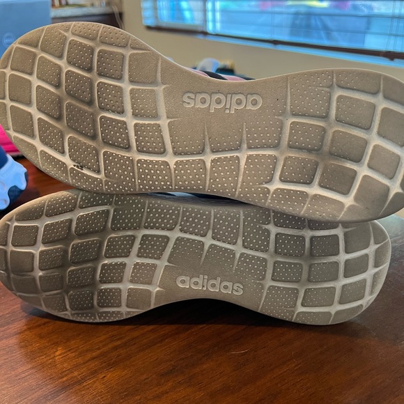 Adidas women’s sneakers - Picture 5 of 5